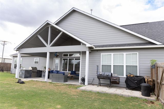 1912 Lynn Street, El Campo, TX 77437