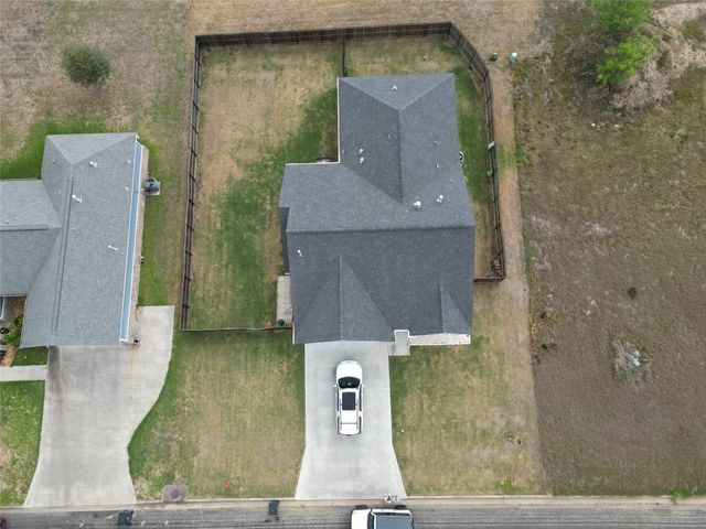 1912 Lynn Street, El Campo, TX 77437