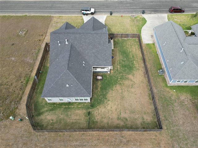 1912 Lynn Street, El Campo, TX 77437