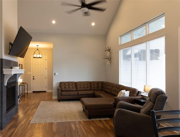 1912 Lynn Street, El Campo, TX 77437