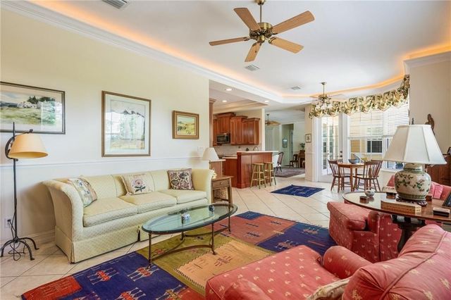 1156 Carolina Circle SW, Vero Beach, FL 32962