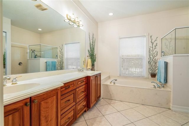 1156 Carolina Circle SW, Vero Beach, FL 32962