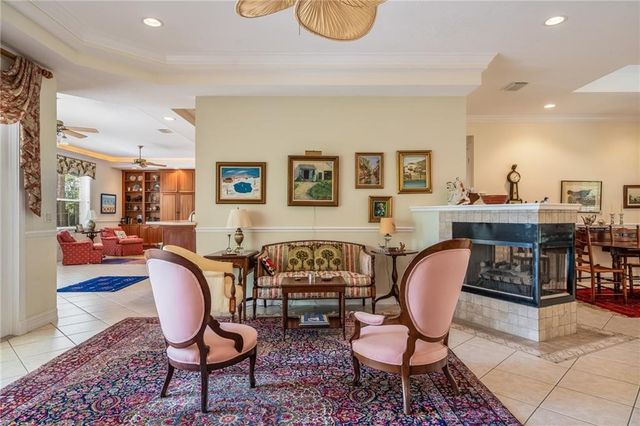 1156 Carolina Circle SW, Vero Beach, FL 32962