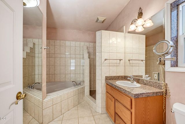 935 S 3rd Street, Jacksonville, OR 97530
