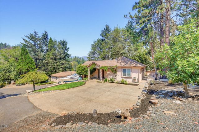 935 S 3rd Street, Jacksonville, OR 97530