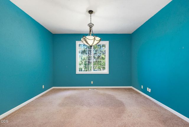 935 S 3rd Street, Jacksonville, OR 97530