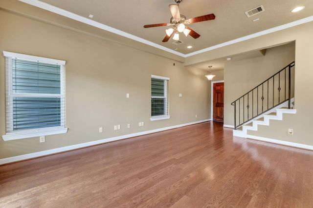 1162 Hempstead Villa Lane, Houston, TX 77008