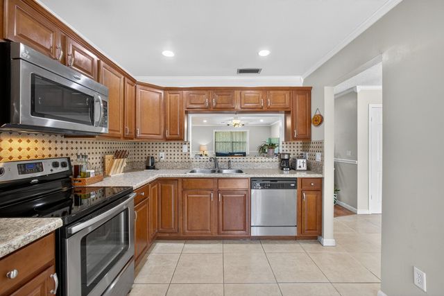 360 Quebec Court, Royal Palm Beach, FL 33411