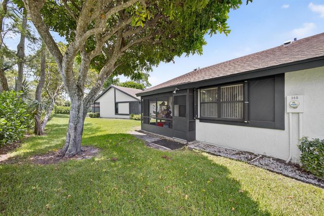 360 Quebec Court, Royal Palm Beach, FL 33411