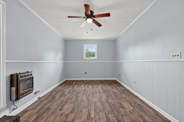 130 Circle Dr, Fayetteville, TN 37334