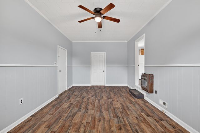130 Circle Dr, Fayetteville, TN 37334