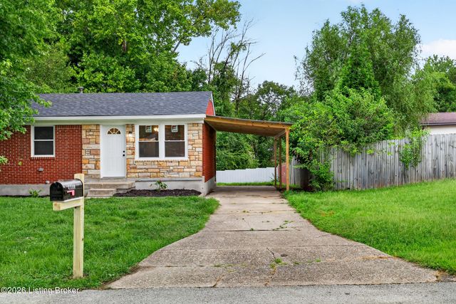 9602 Pembury Ct, Louisville, KY 40272