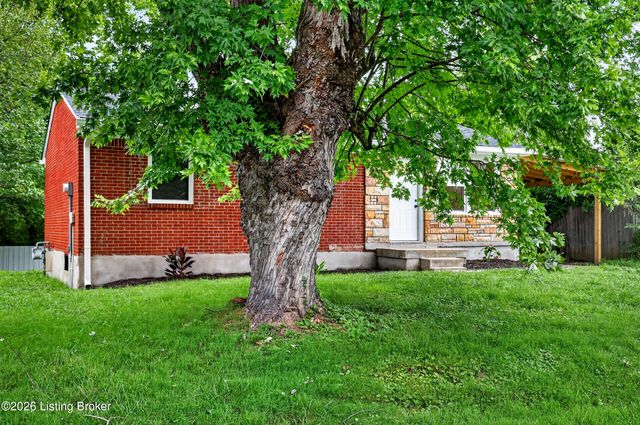 9602 Pembury Ct, Louisville, KY 40272