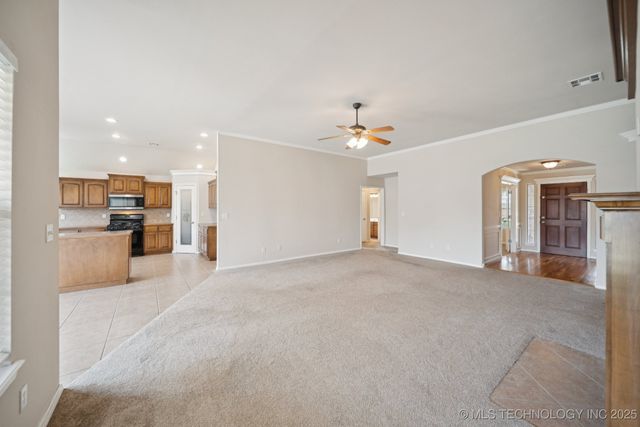 10304 E 98th Street North, Owasso, OK 74055