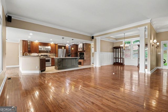 7913 S Barkers Bend Drive, Murrayville, GA 30564