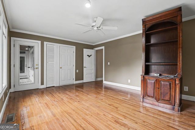 7913 S Barkers Bend Drive, Murrayville, GA 30564