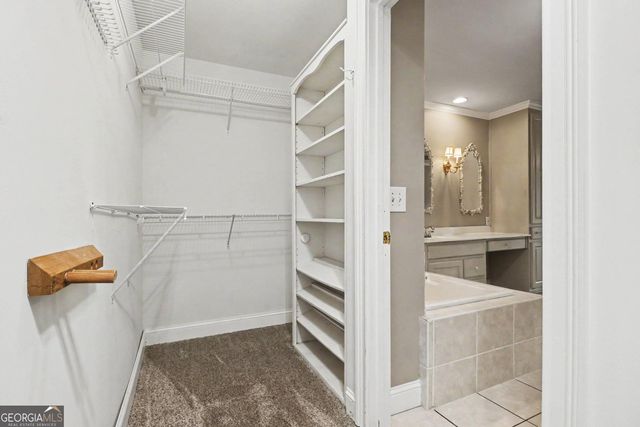 7913 S Barkers Bend Drive, Murrayville, GA 30564