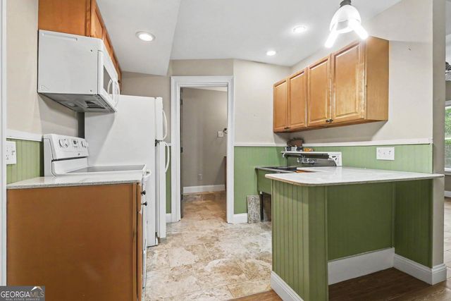 7913 S Barkers Bend Drive, Murrayville, GA 30564