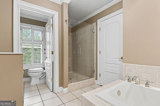 7913 S Barkers Bend Drive, Murrayville, GA 30564