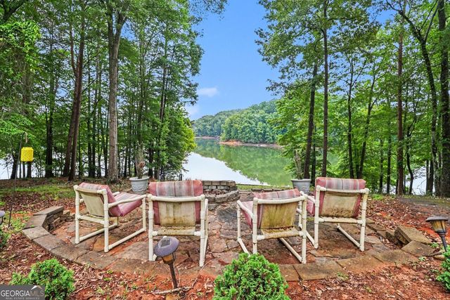 7913 S Barkers Bend Drive, Murrayville, GA 30564