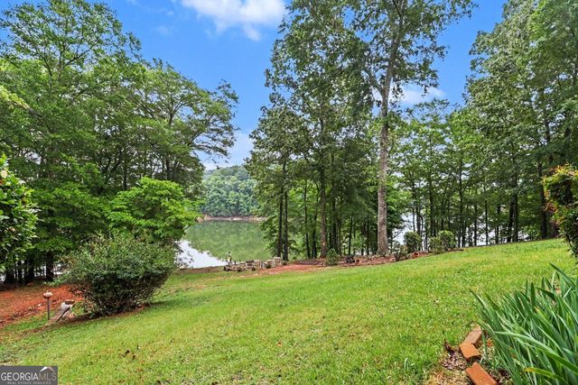 7913 S Barkers Bend Drive, Murrayville, GA 30564