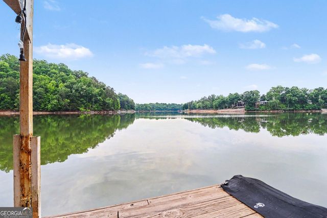 7913 S Barkers Bend Drive, Murrayville, GA 30564