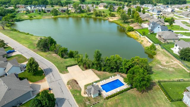 3117 E Sunflower Dr, Derby, KS 67037