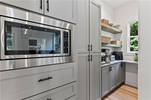 6014 Warpath Road, Flowery Branch, GA 30542