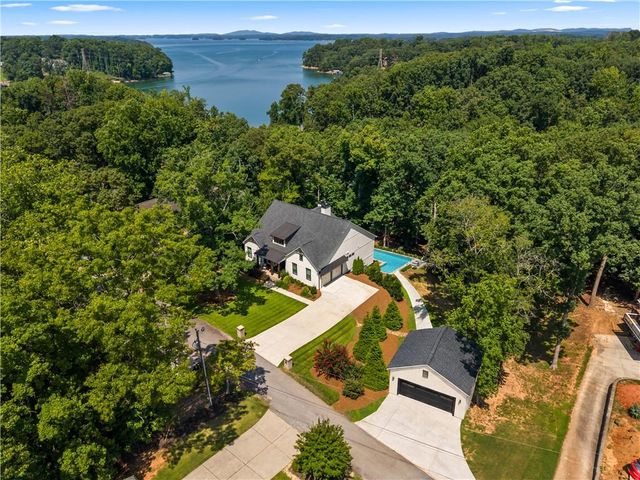 6014 Warpath Road, Flowery Branch, GA 30542