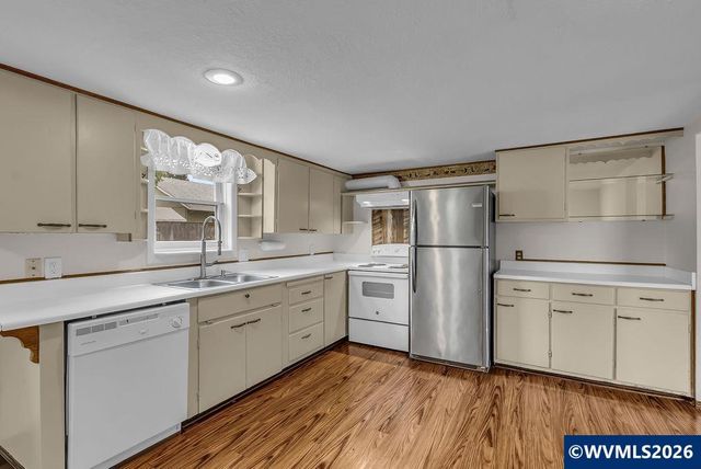 3270 Brown Rd NE, Salem, OR 97305