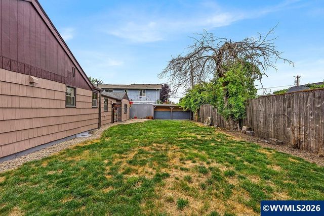 3270 Brown Rd NE, Salem, OR 97305