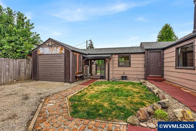 3270 Brown Rd NE, Salem, OR 97305