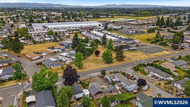 3270 Brown Rd NE, Salem, OR 97305
