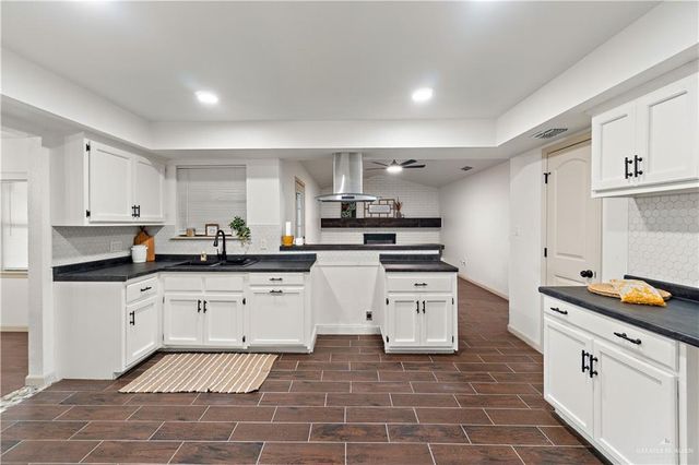 206 E Dominion Drive, Harlingen, TX 78550