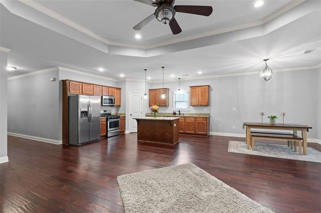 2085 Treehaven Court, Decatur, GA 30035