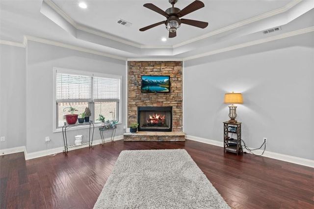 2085 Treehaven Court, Decatur, GA 30035