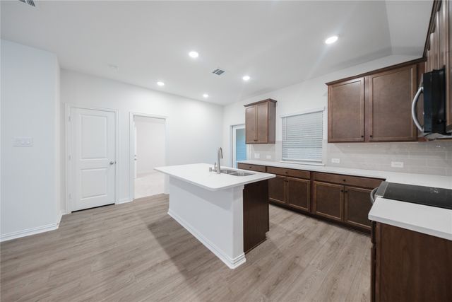 3404 Cloyce Box Drive, Anna, TX 75409