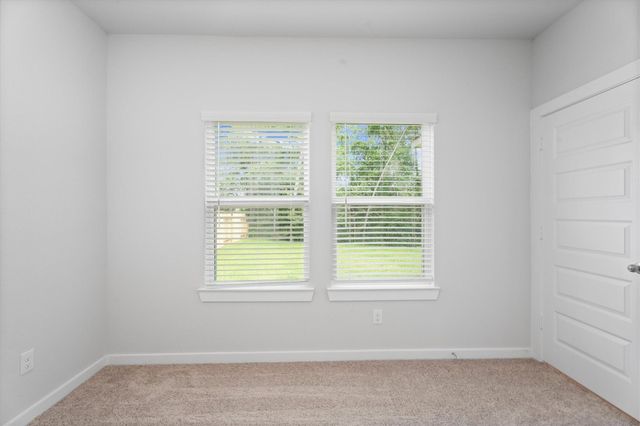 21 Courageous Side Way, Magnolia, TX 77354
