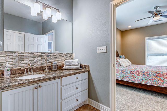 3093 Greg Street, Crystal Beach, TX 77650