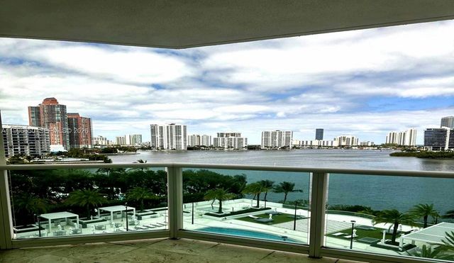3301 NE 183rd St 809, Aventura, FL 33160