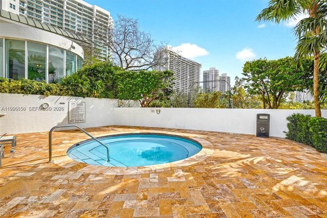 3301 NE 183rd St 809, Aventura, FL 33160