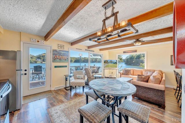 3018 Northridge Road, Hardy, VA 24101