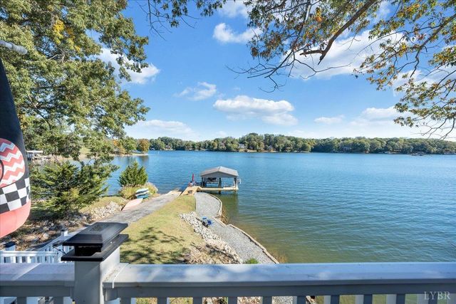 3018 Northridge Road, Hardy, VA 24101