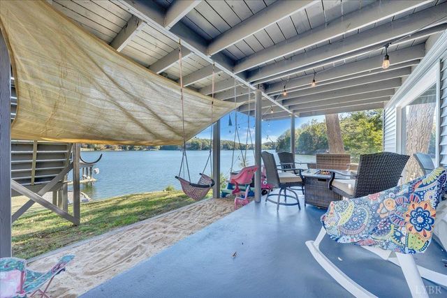 3018 Northridge Road, Hardy, VA 24101