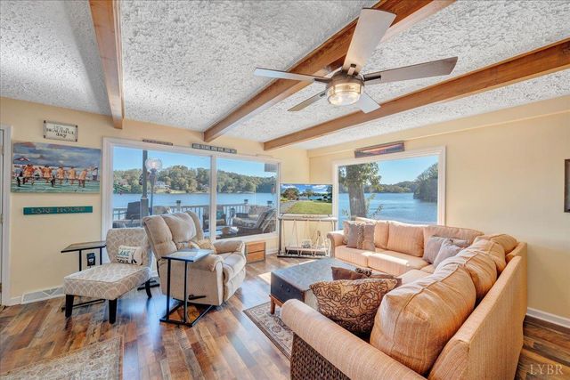 3018 Northridge Road, Hardy, VA 24101