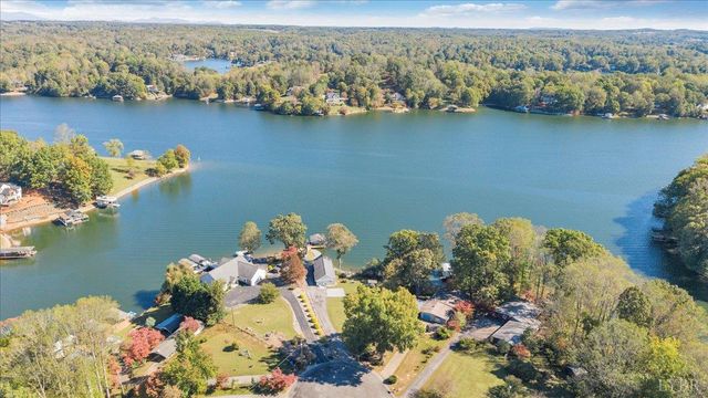 3018 Northridge Road, Hardy, VA 24101