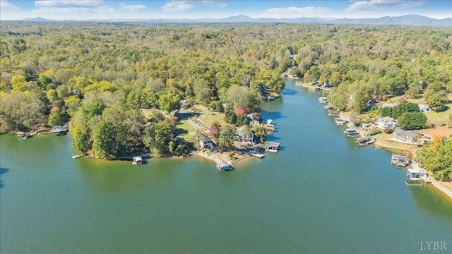 3018 Northridge Road, Hardy, VA 24101