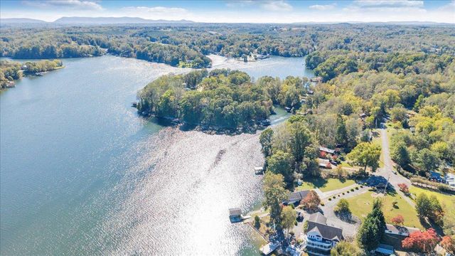 3018 Northridge Road, Hardy, VA 24101