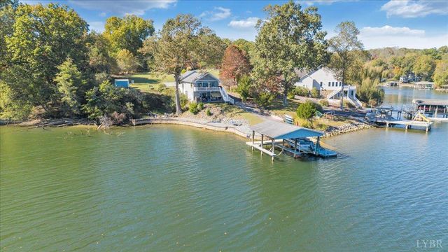 3018 Northridge Road, Hardy, VA 24101