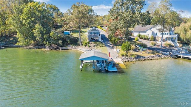 3018 Northridge Road, Hardy, VA 24101